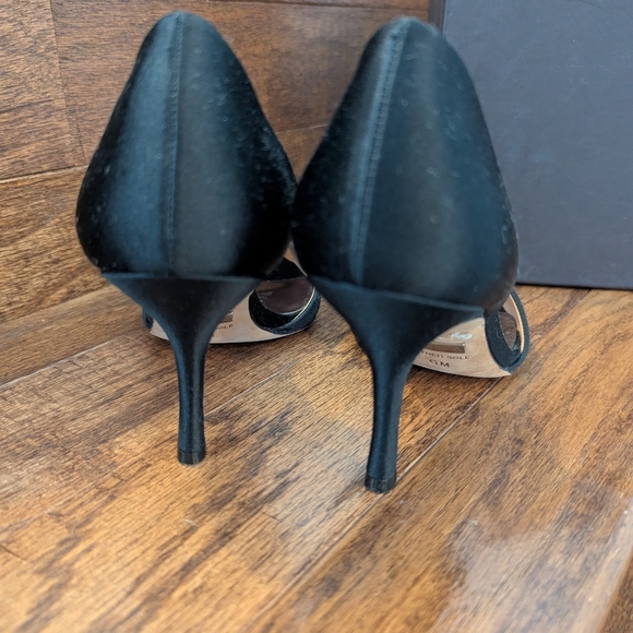 Badgley Mischka 'Salsa' Pump rhinestone tops Black NIB Size 6 - Picture 13 of 16